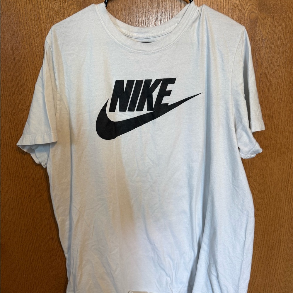 Nike Men’s White Short-Sleeve Tee with Black Swoosh